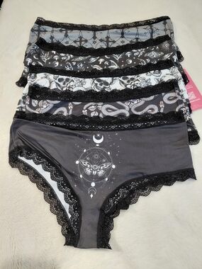 Women's Black Lace-Trim Hipster Panties - Mystical Print
